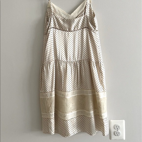 BCBGMAXAZRIA 100% silk dress in size Small 🍦💕 - Picture 2 of 3